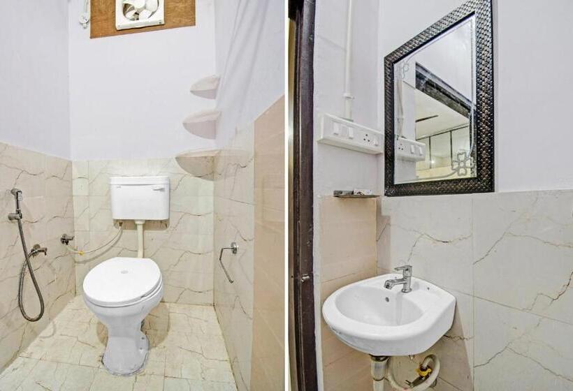 Flagship Hotel Raj Baag