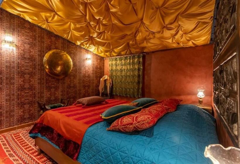 ペンション Mille Et Une Nuits  La Vénus De Lisbonne