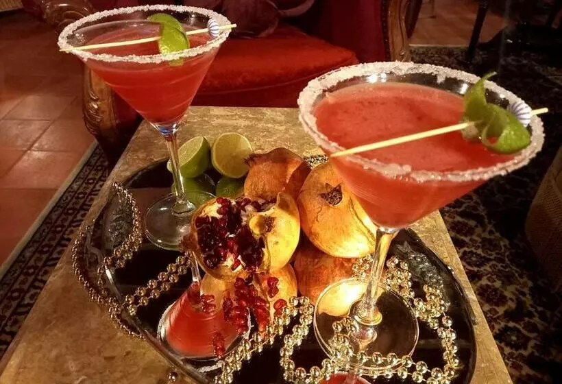 Majatalo Mille Et Une Nuits  La Vénus De Lisbonne