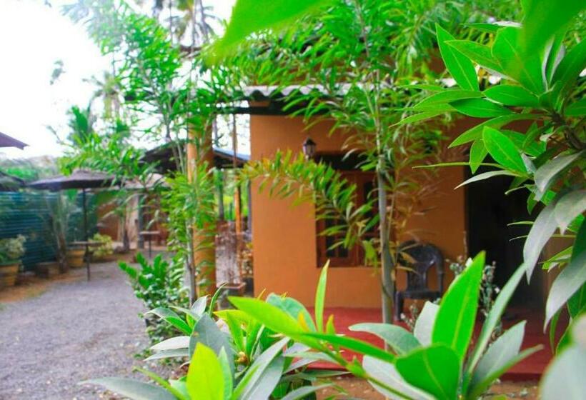 펜션 Sigiriya Like Lodge