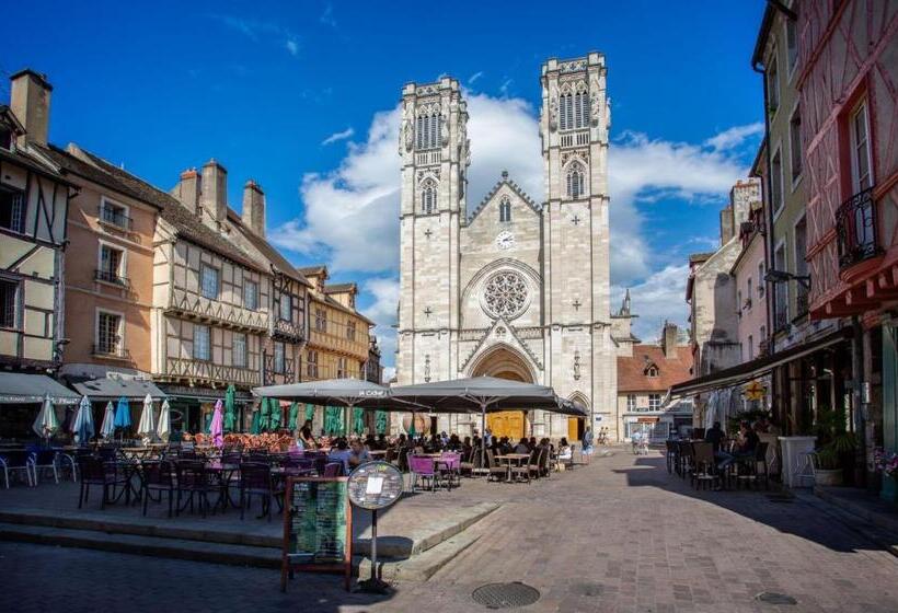 ペンション Le Nid Bourguignon