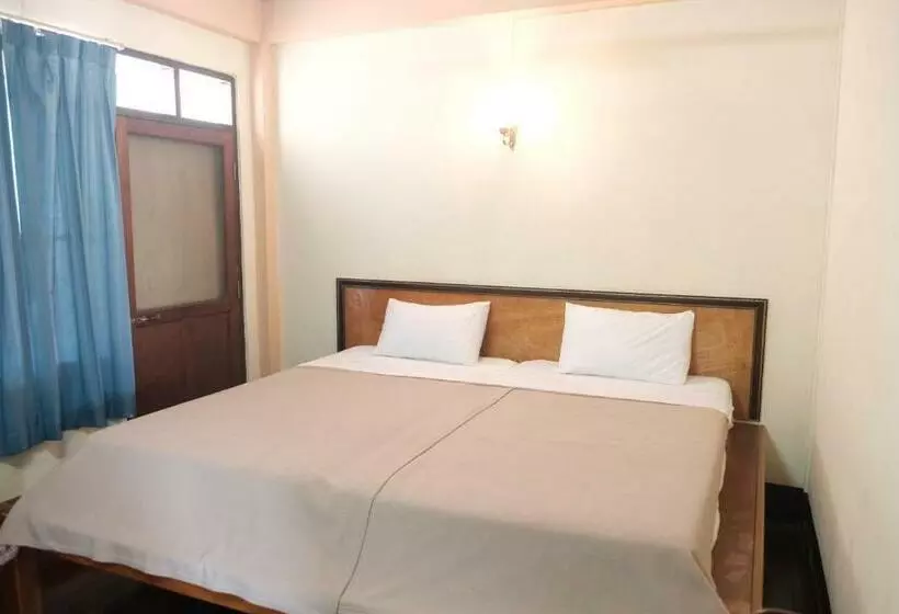 Majatalo Manilath Guesthouse