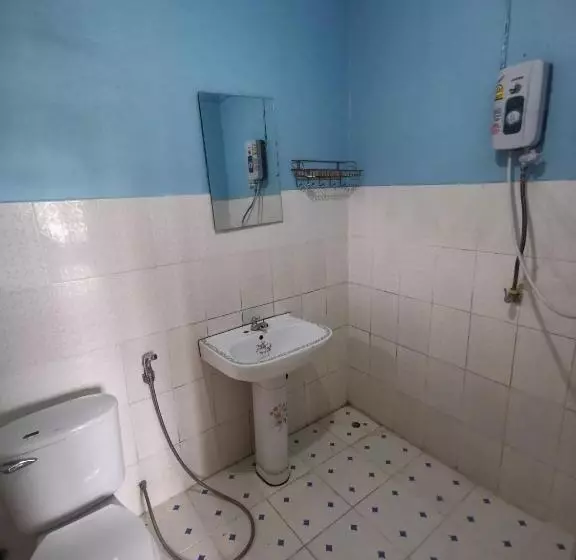 Majatalo Manilath Guesthouse