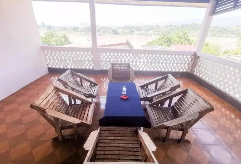 Majatalo Manilath Guesthouse