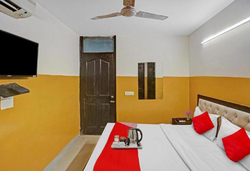 Hotelli Flagship Chaudhary Palace Near Lotus Temple