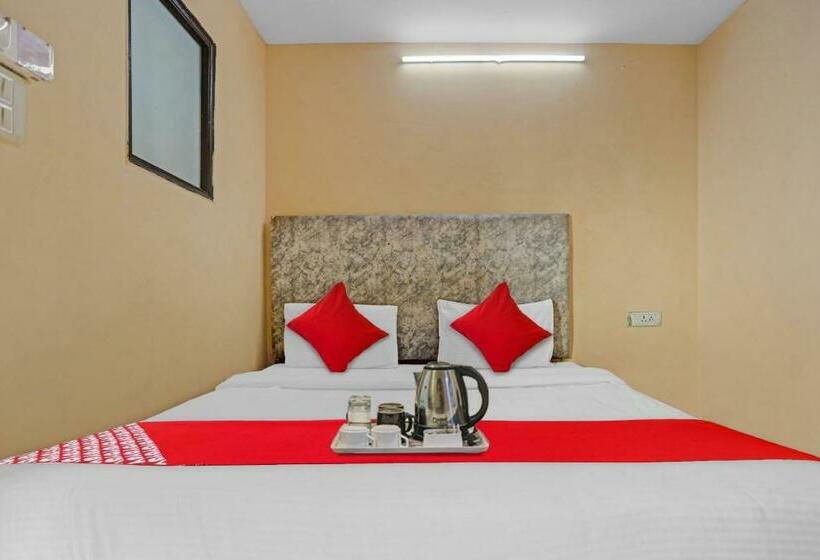 ホテル Metro View Near Adarsh Nagar Delhi Metro Station