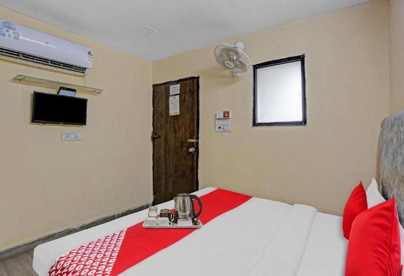 ホテル Metro View Near Adarsh Nagar Delhi Metro Station