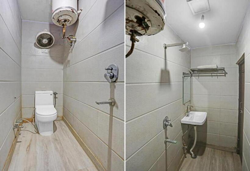 ホテル Metro View Near Adarsh Nagar Delhi Metro Station