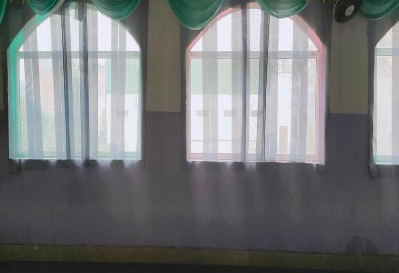 בית מלון כפרי Jiya Green Garden & Banquet, Sonipat