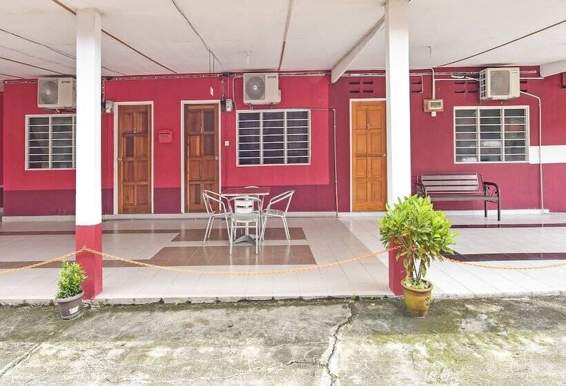 Otel Oyo 90660 Rayyans Roomstay