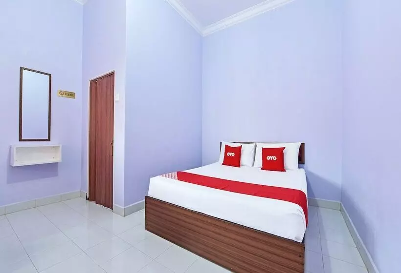 ホテル Oyo 90660 Rayyans Roomstay