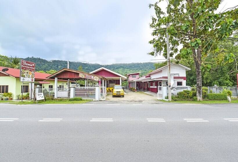 Otel Oyo 90660 Rayyans Roomstay