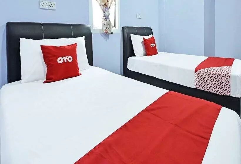 ホテル Oyo 90660 Rayyans Roomstay