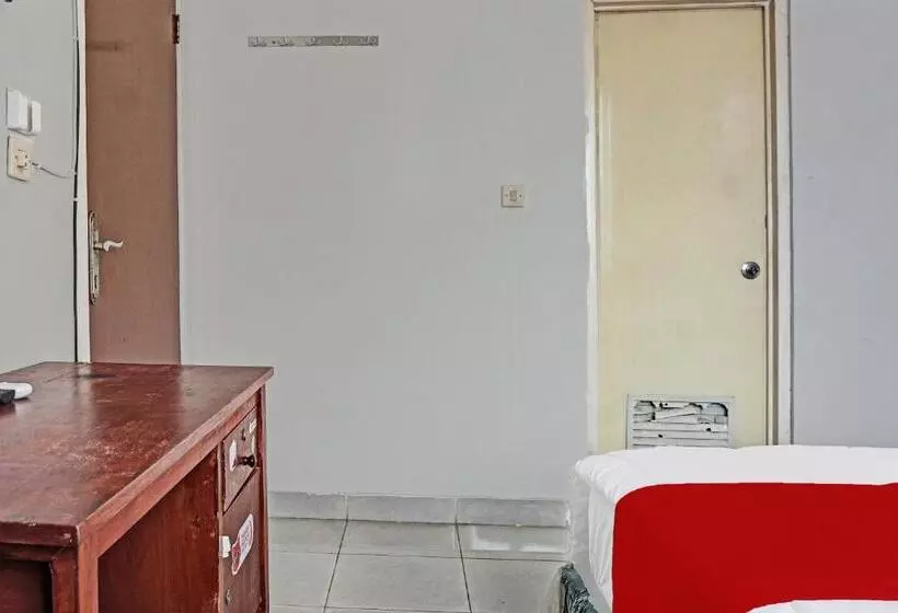 هتل Oyo 91849 Karawaci Taman Permata 5