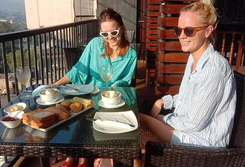 Hotel Quick Stop Inn