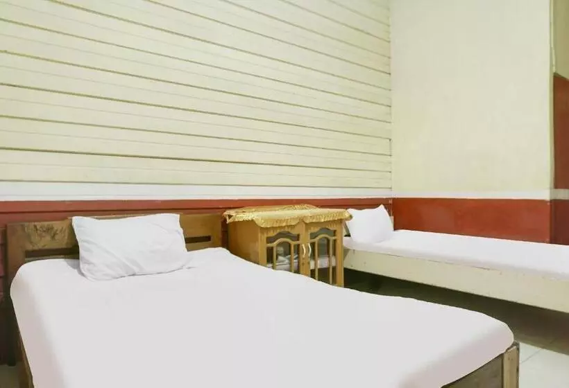 ホテル Spot On 91833  Anggrek Daqu Syariah Kapuas