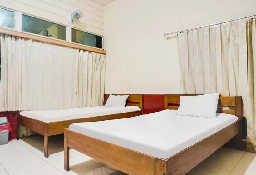 ホテル Spot On 91833  Anggrek Daqu Syariah Kapuas