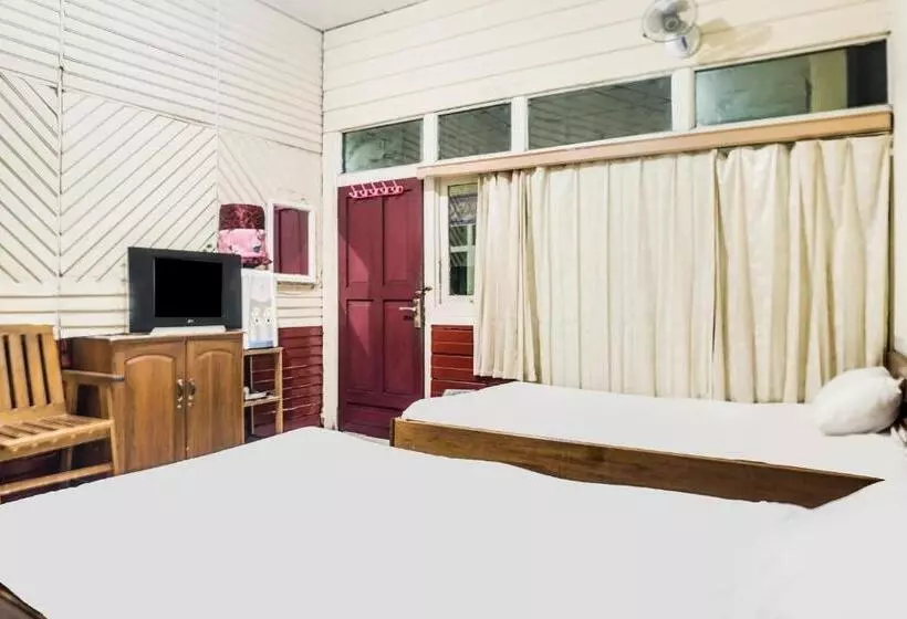 ホテル Spot On 91833  Anggrek Daqu Syariah Kapuas