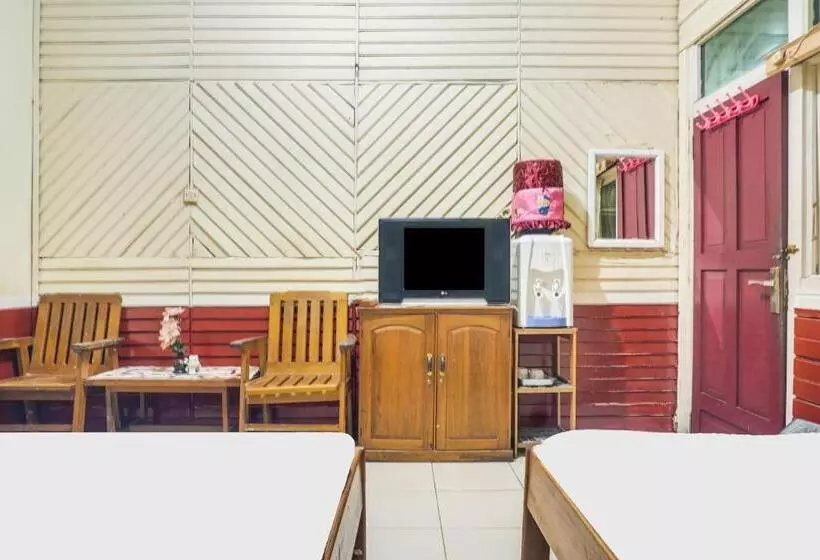 ホテル Spot On 91833  Anggrek Daqu Syariah Kapuas