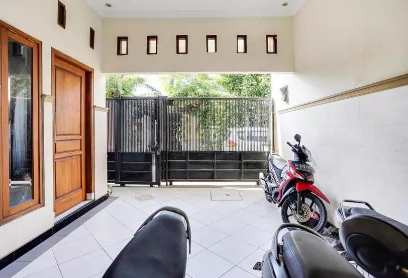 Hotelli Spot On 91893 Kost Jeje Syariah