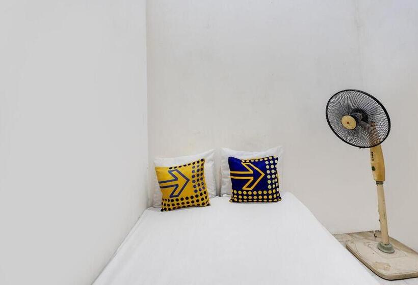 Otel Spot On 91893 Kost Jeje Syariah