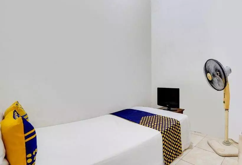 Hotelli Spot On 91893 Kost Jeje Syariah