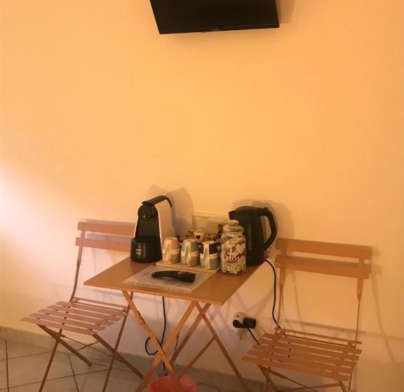 Majatalo Bonsai   Bed & Breakfast