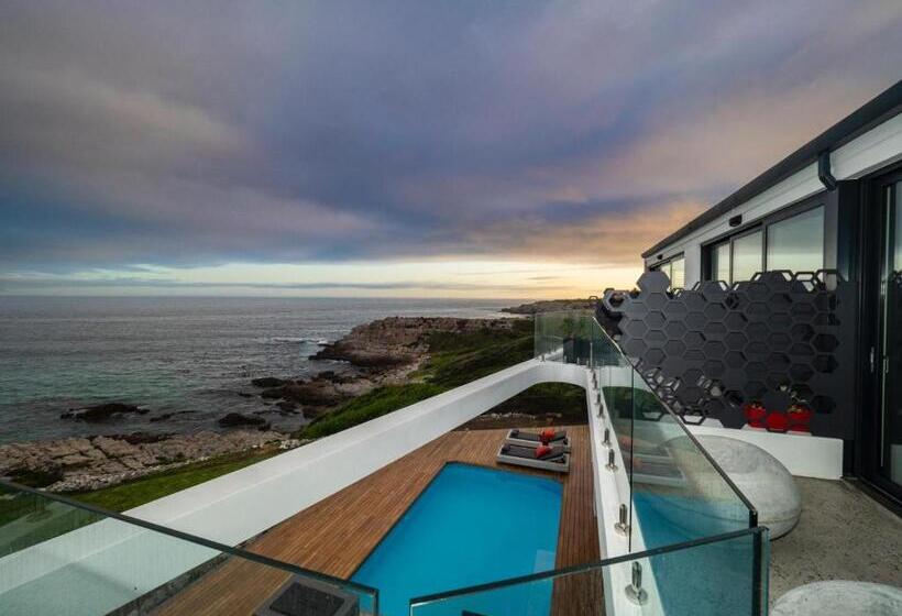 پانسیون Boutique Ocean Views Incorporating Wendy S