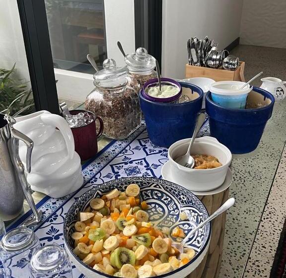 پانسیون Boutique Ocean Views Incorporating Wendy S