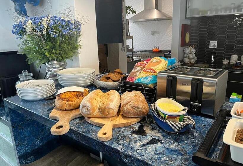 پانسیون Boutique Ocean Views Incorporating Wendy S