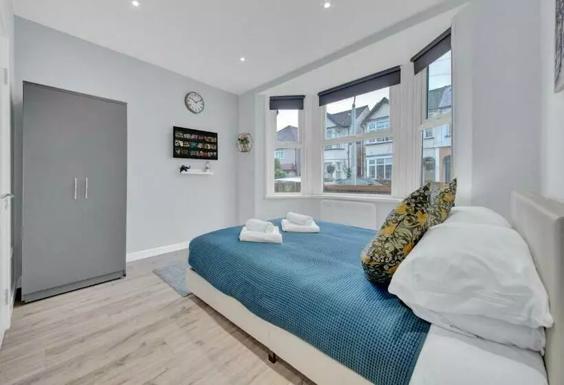 ペンション Private Luxury Suite Next To Heathrow Direct Train To Paddington 1
