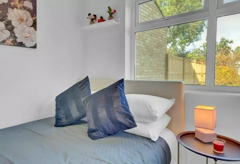 ペンション Private Luxury Suite Next To Heathrow Direct Train To Paddington 1