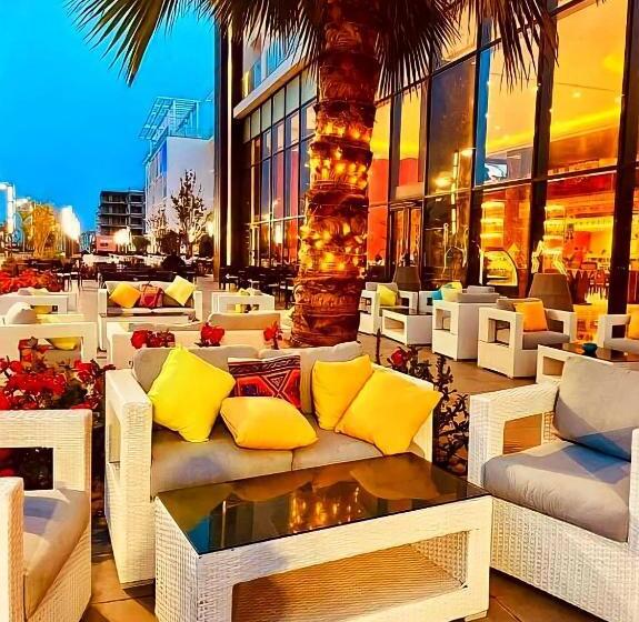 Porto Said شاليه ملكى صف اول بحر بورتو سعيد