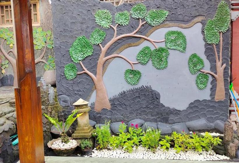 בית מלון כפרי Artha