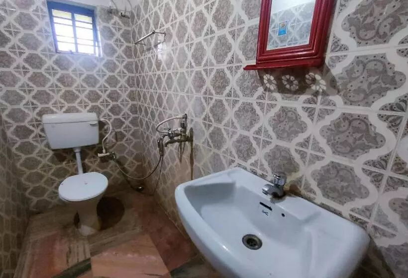 Hotelli Staymaker Rituranga 5 Mins Walk From Sonajhuri Haat