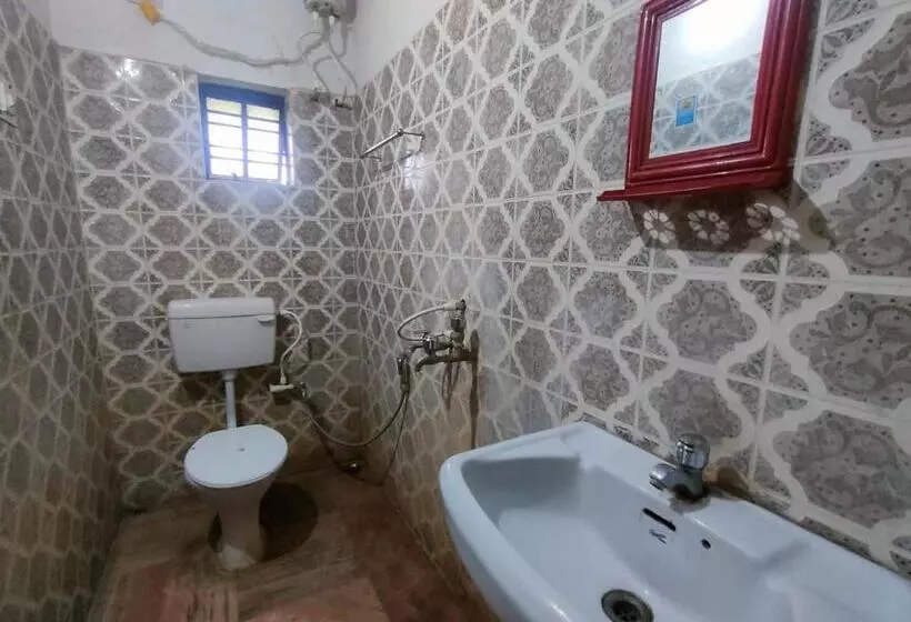 Hotelli Staymaker Rituranga 5 Mins Walk From Sonajhuri Haat