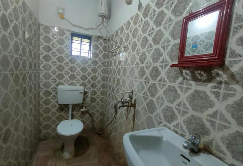 فندق Staymaker Rituranga   5 Mins Walk From Sonajhuri Haat