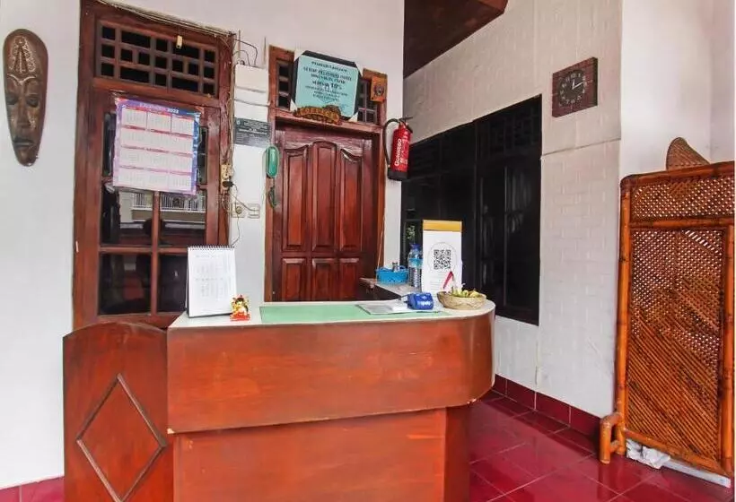 ホテル Oyo 91829  Artha