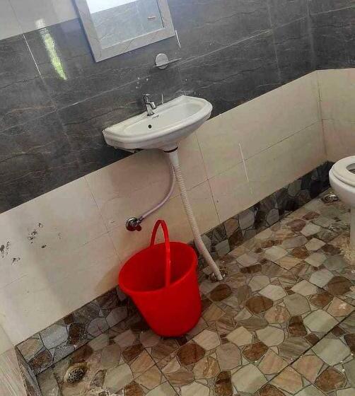 فندق Oyo 70136 Vrinda Inn