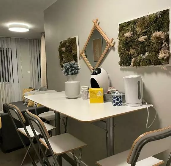 ペンション Ny Hybel Leilighet Med Eget Bad Og Egen Inngang