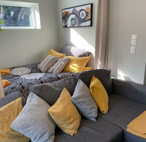 بنسيون Ny Hybel Leilighet Med Eget Bad Og Egen Inngang