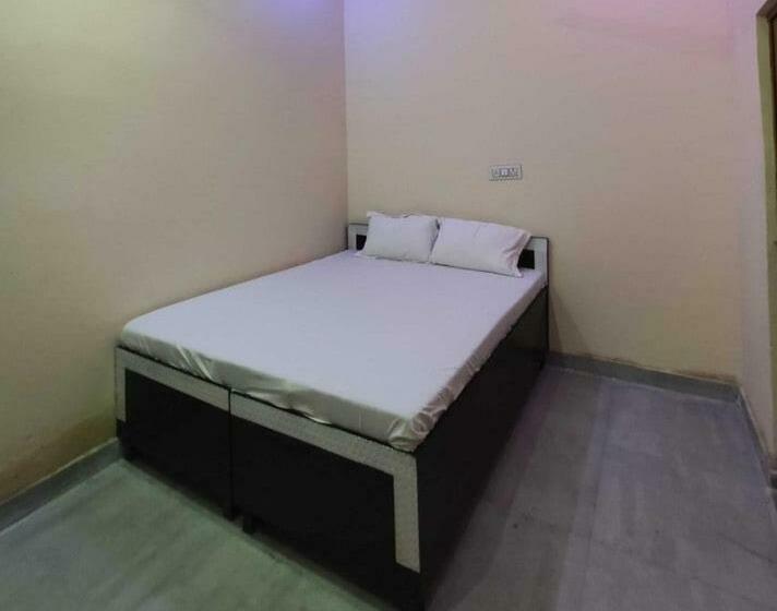 Spot On Hotel Classic