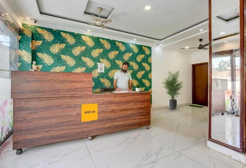 Spot On Hotel New Style