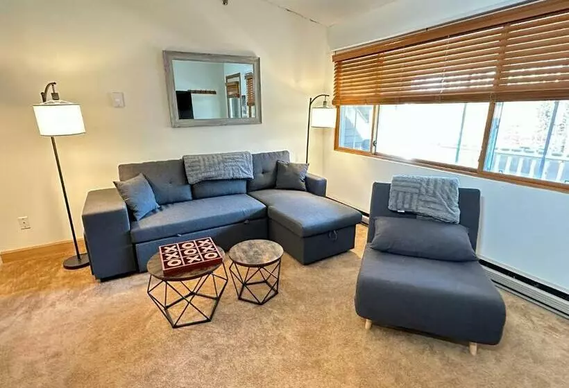 Sunday River Ski In Ski Out Mountain View Condo With Hot Tub Pool And Sauna!