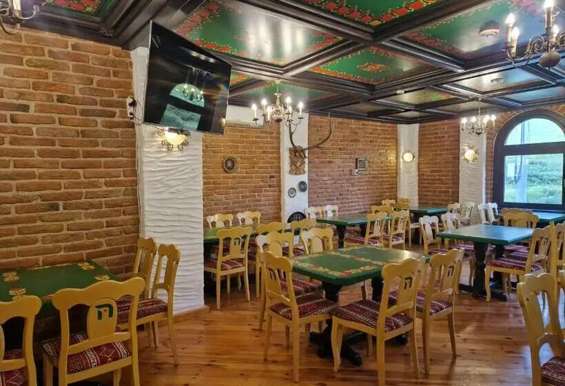 Ostello Hanul Almaș