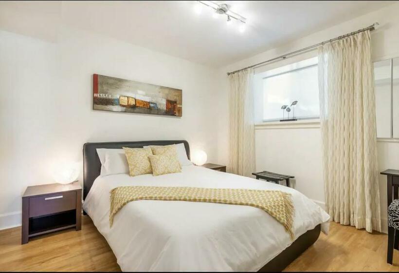 ペンション Luxury Beautiful Garden View 1 Bedroom