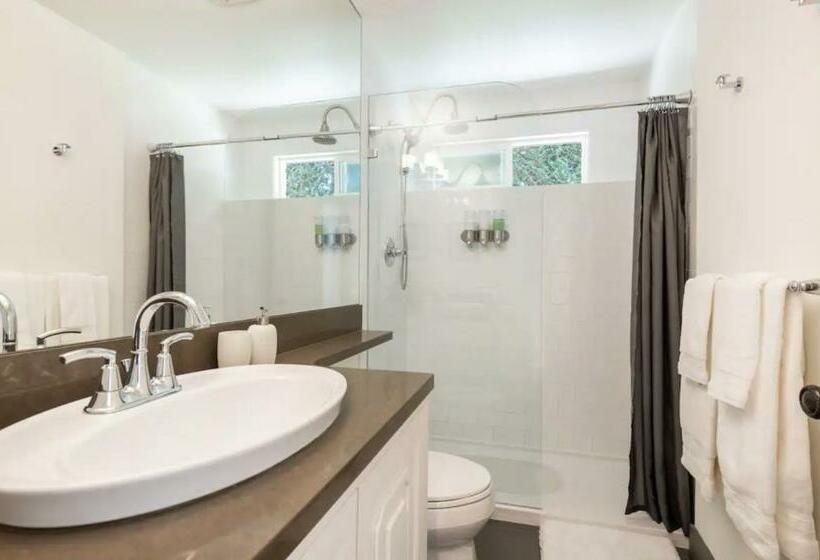 ペンション Luxury Beautiful Garden View 1 Bedroom