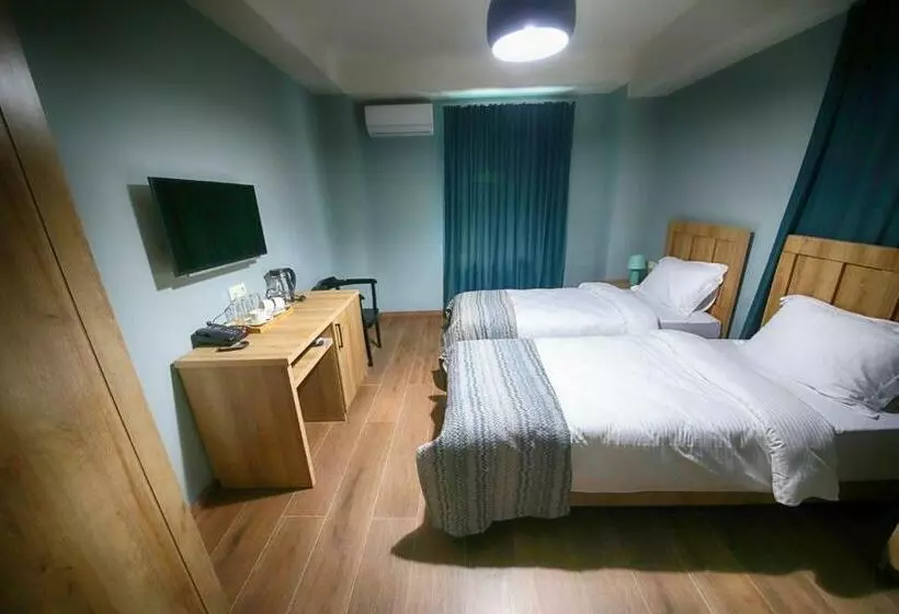 هتل Inndigo In Kutaisi