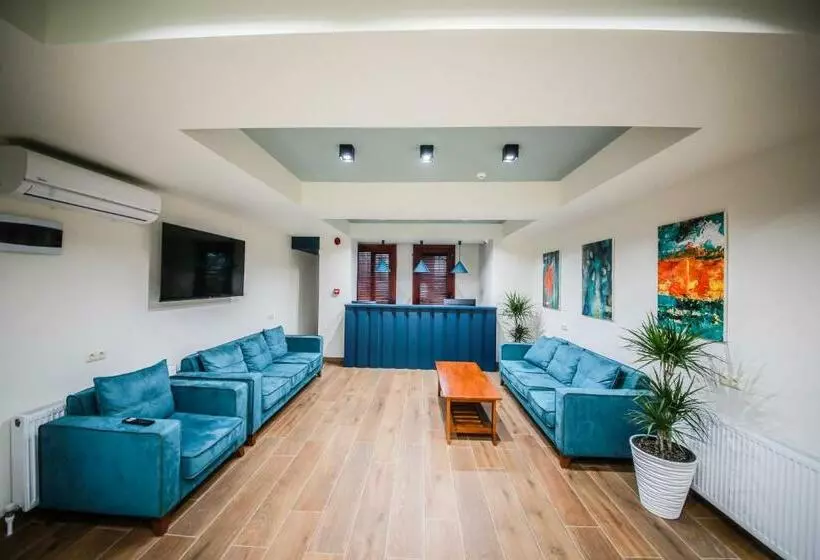 هتل Inndigo In Kutaisi