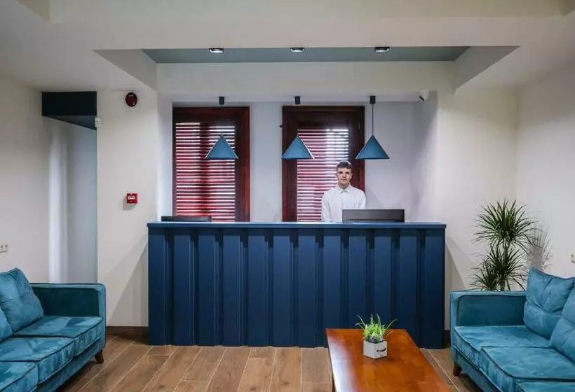 هتل Inndigo In Kutaisi